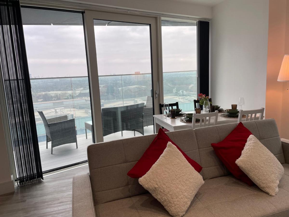 런던 One West Point , Icon Tower 아파트 외부 사진