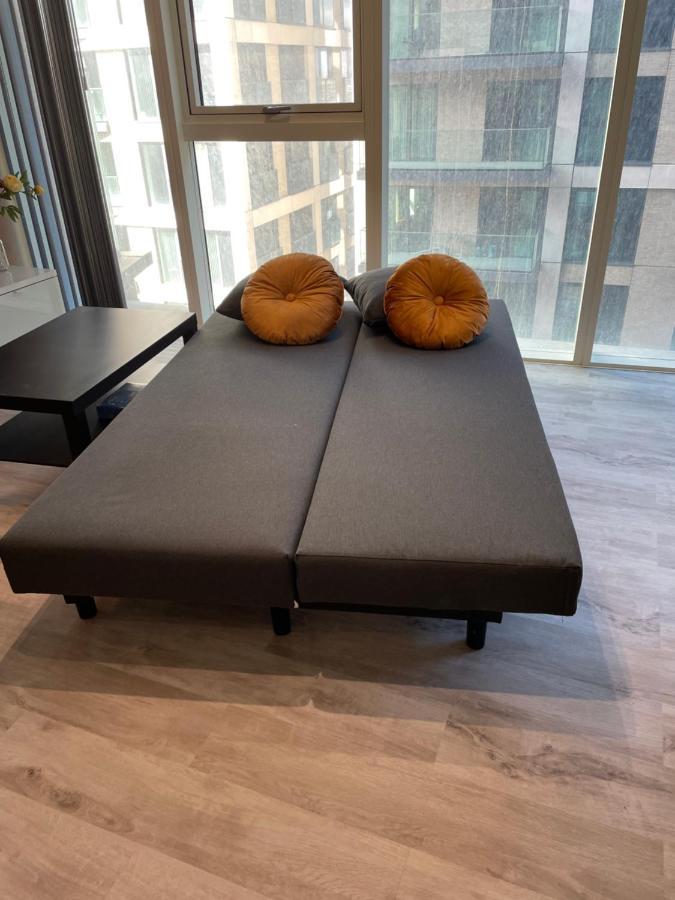 런던 One West Point , Icon Tower 아파트 외부 사진